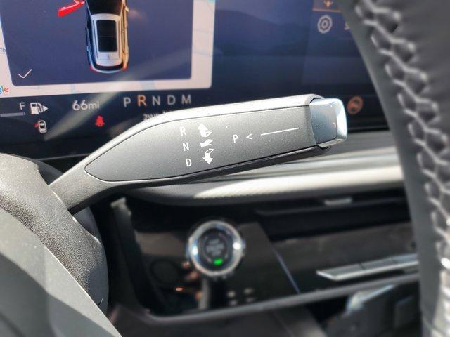 new 2025 Buick Envision car, priced at $35,544