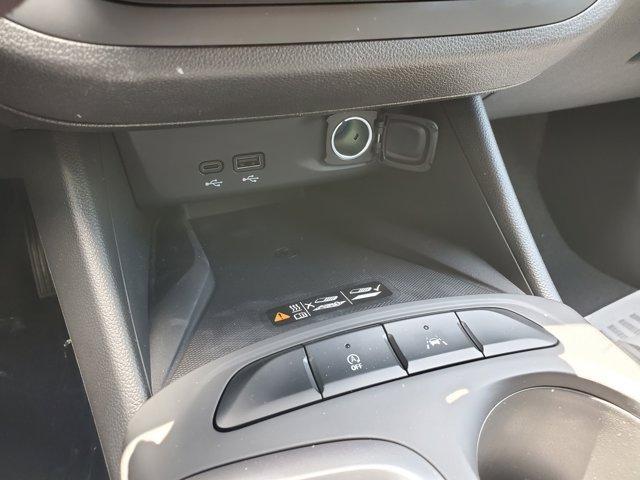 new 2025 Buick Envista car, priced at $26,449