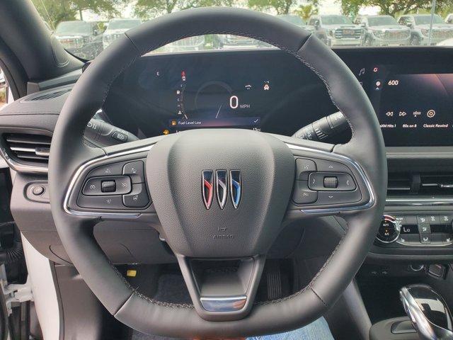 new 2025 Buick Envista car, priced at $26,086
