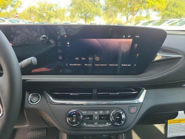 new 2025 Buick Envista car, priced at $23,679