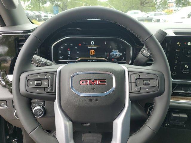 new 2025 GMC Sierra 1500 car, priced at $53,037