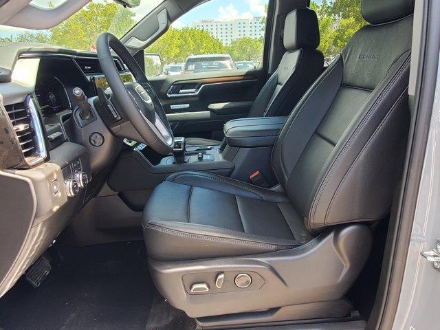 new 2025 GMC Sierra 1500 car, priced at $73,143