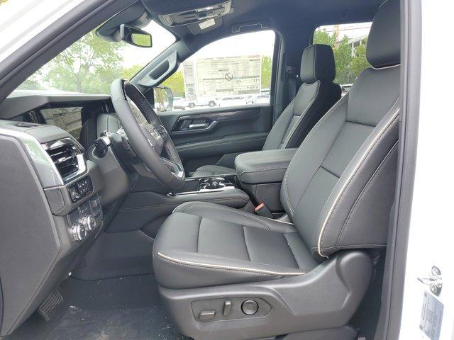 new 2025 GMC Yukon XL car, priced at $76,539