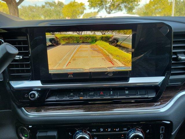new 2025 GMC Sierra 1500 car, priced at $53,037