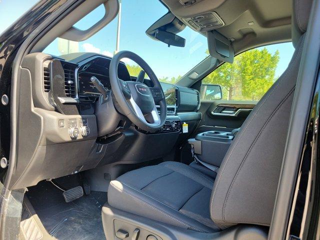 new 2025 GMC Sierra 1500 car, priced at $53,037