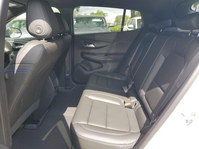 new 2025 Buick Envista car, priced at $28,081