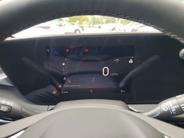 new 2025 Buick Envista car, priced at $28,081