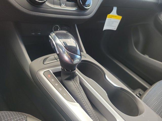 new 2025 Buick Envista car, priced at $26,681