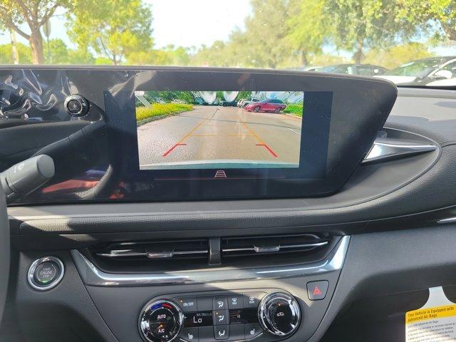 new 2025 Buick Envista car, priced at $26,681