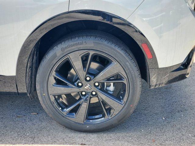 new 2025 Buick Envision car, priced at $38,044