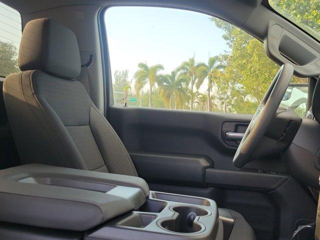 new 2025 GMC Sierra 1500 car, priced at $40,447