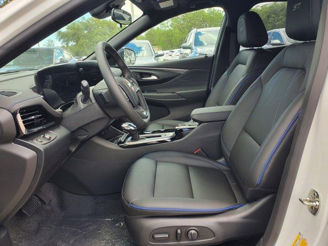 new 2025 Buick Envista car