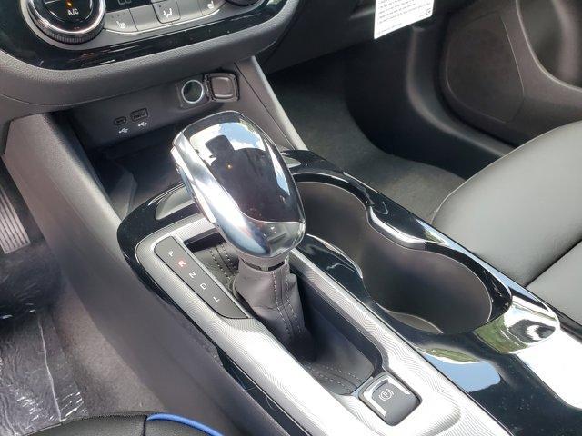 new 2025 Buick Envista car