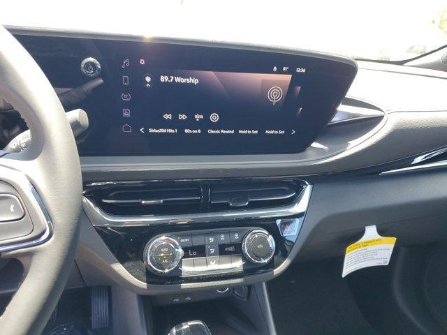 new 2025 Buick Envista car, priced at $27,681