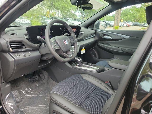 new 2025 Buick Envista car, priced at $25,989