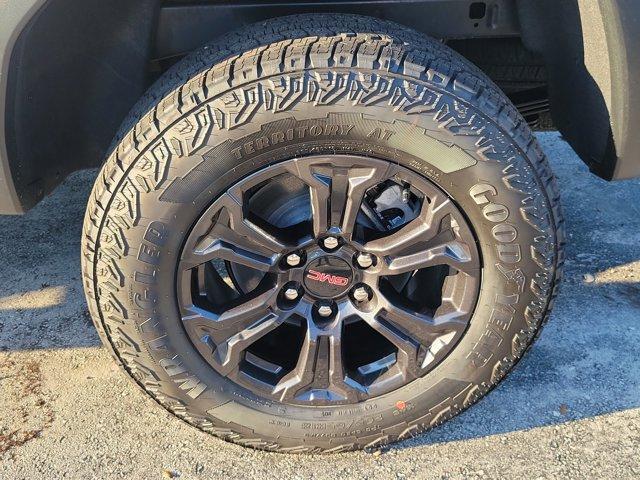 new 2025 GMC Canyon car, priced at $38,595