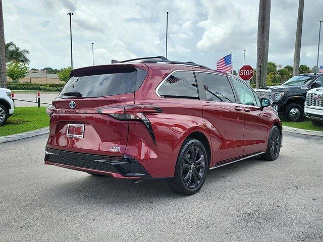 used 2022 Toyota Sienna car, priced at $39,933