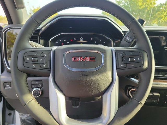 new 2025 GMC Sierra 1500 car, priced at $49,043