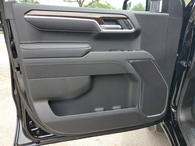 new 2025 GMC Sierra 1500 car, priced at $52,887