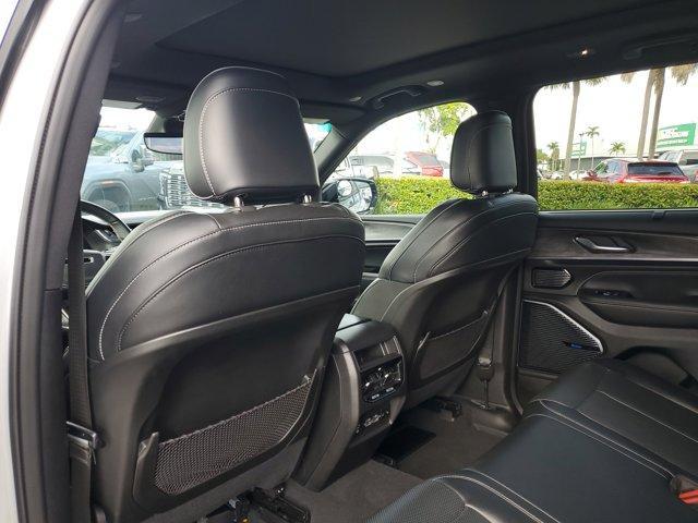 used 2022 Jeep Grand Cherokee car, priced at $32,990