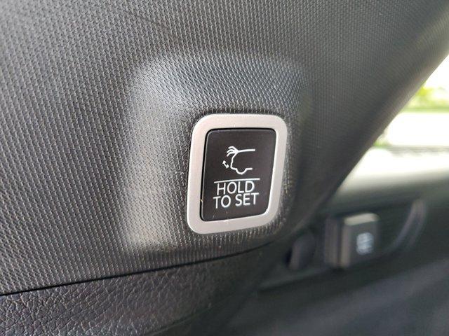 used 2022 Jeep Grand Cherokee car, priced at $32,990