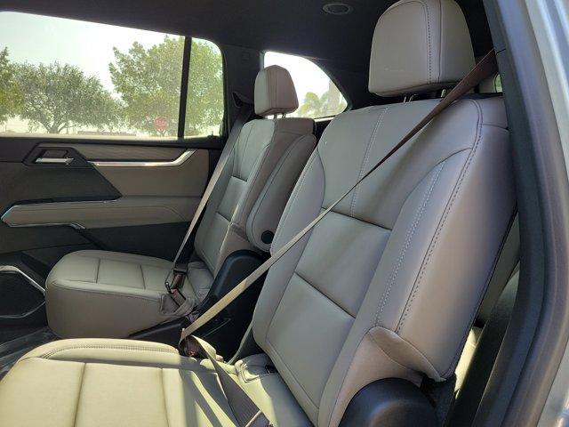 new 2025 GMC Acadia car, priced at $40,723