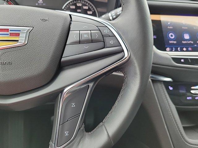 used 2022 Cadillac XT5 car, priced at $24,991