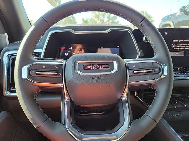 new 2025 GMC Canyon car, priced at $42,379