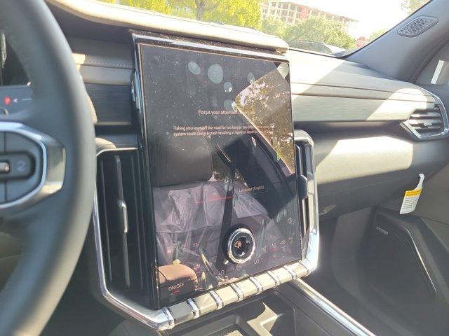 new 2025 GMC Acadia car, priced at $40,723