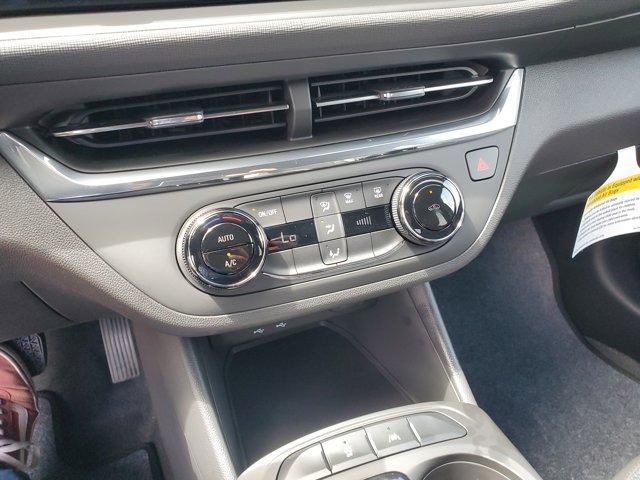 new 2025 Buick Envista car, priced at $25,687