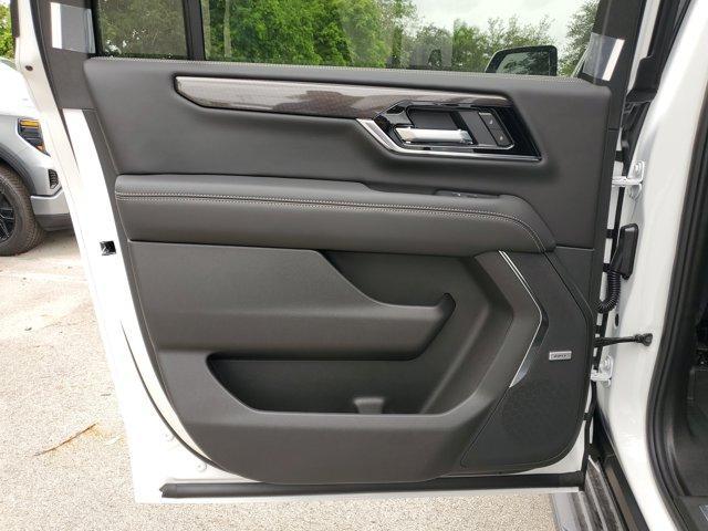 new 2025 GMC Yukon XL car, priced at $76,734