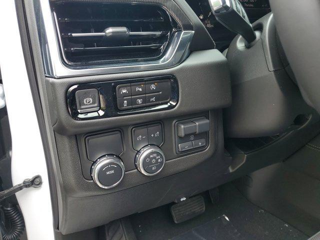 new 2025 GMC Yukon XL car, priced at $76,734