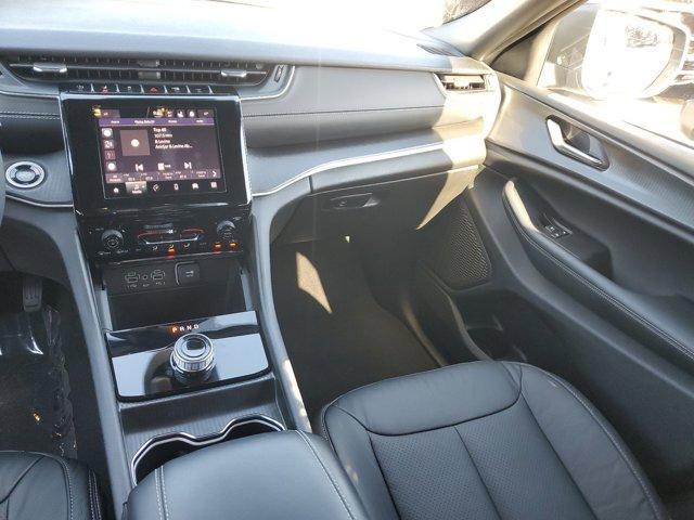 used 2024 Jeep Grand Cherokee car, priced at $26,990