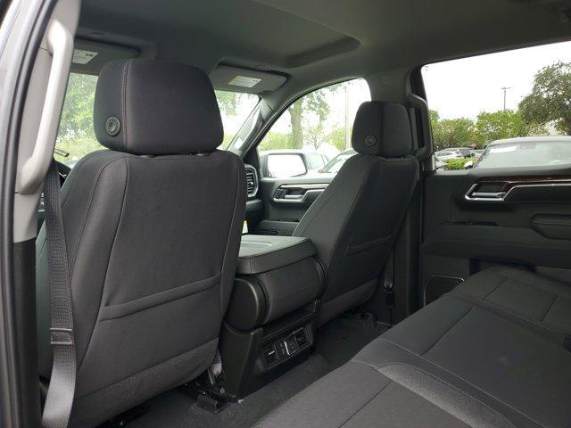 new 2025 GMC Sierra 1500 car, priced at $53,037