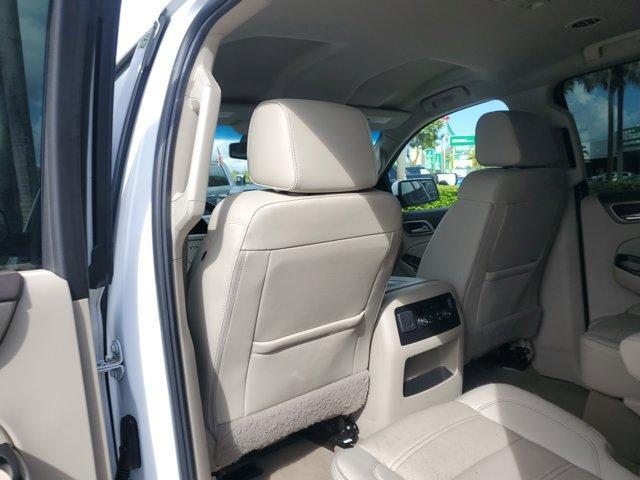 used 2020 GMC Yukon XL car, priced at $23,990