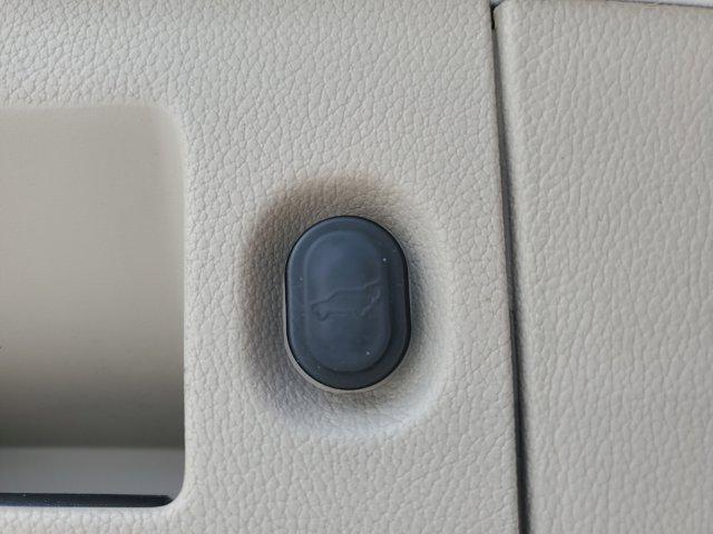 used 2020 GMC Yukon XL car, priced at $23,990