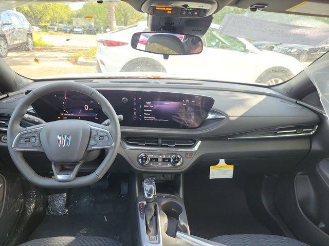 new 2025 Buick Envista car, priced at $24,679