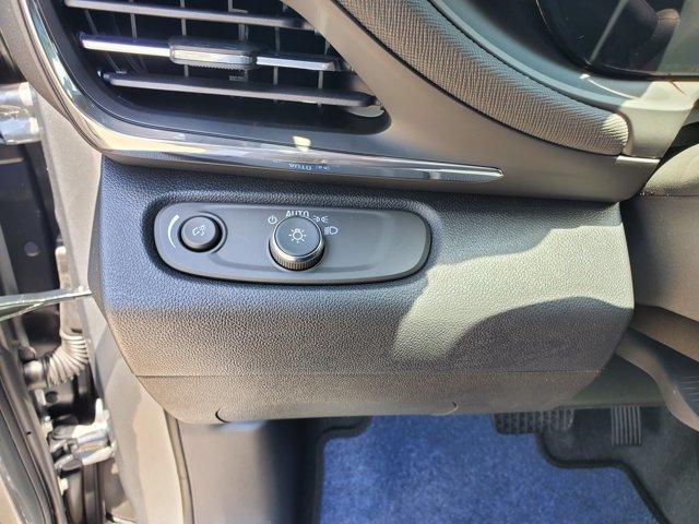new 2025 Buick Envista car, priced at $25,929