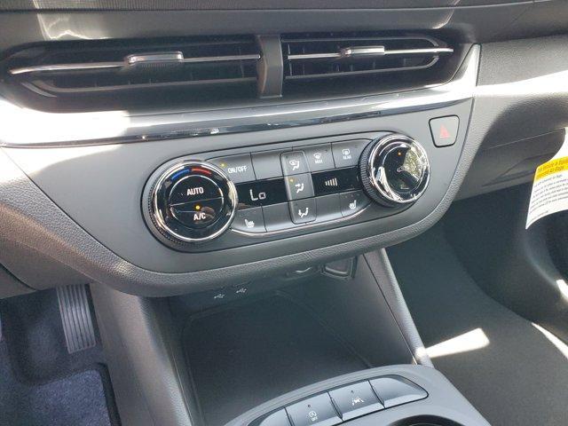 new 2025 Buick Envista car, priced at $25,929