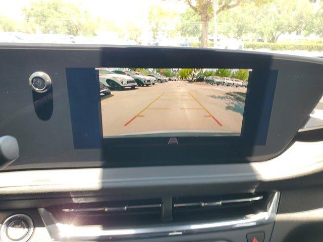 new 2025 Buick Envista car, priced at $25,929