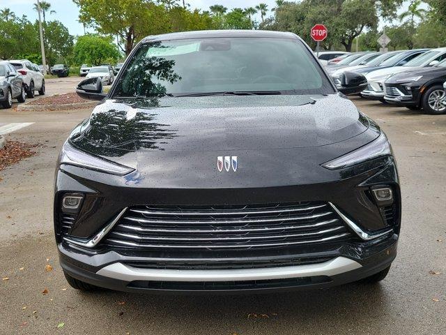 new 2025 Buick Envista car, priced at $25,989