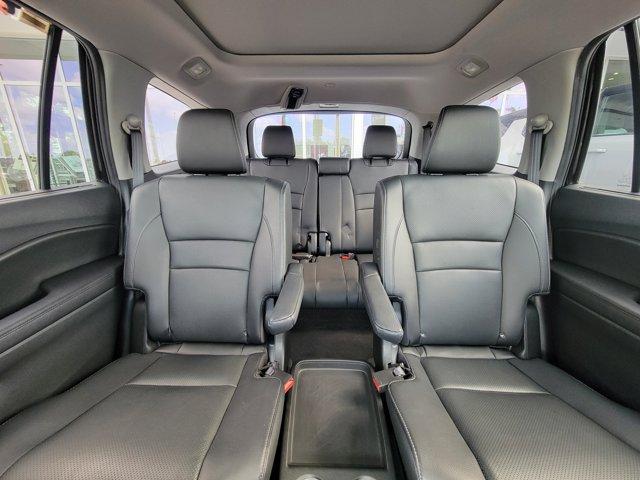 used 2022 Honda Pilot car, priced at $33,990