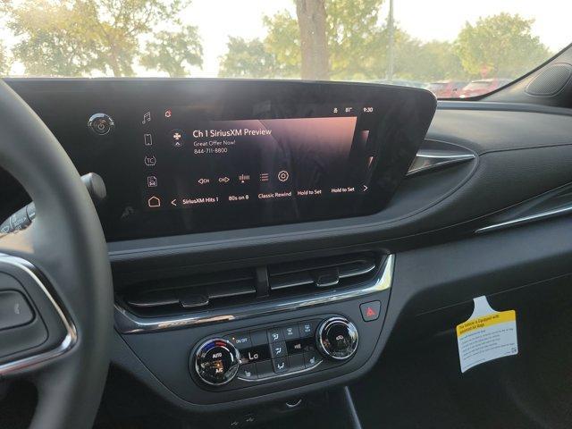 new 2025 Buick Envista car, priced at $26,944