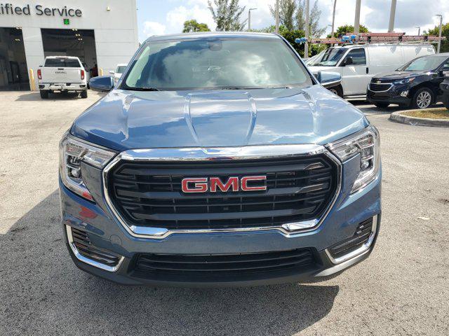 new 2024 GMC Terrain car