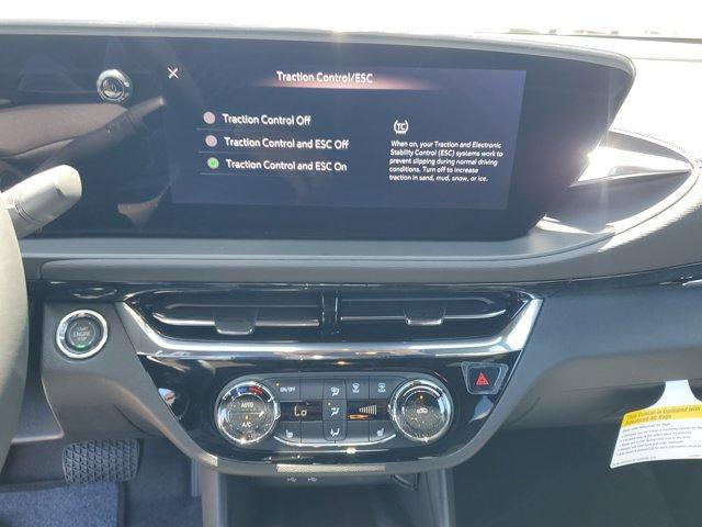 new 2025 Buick Envista car, priced at $28,576