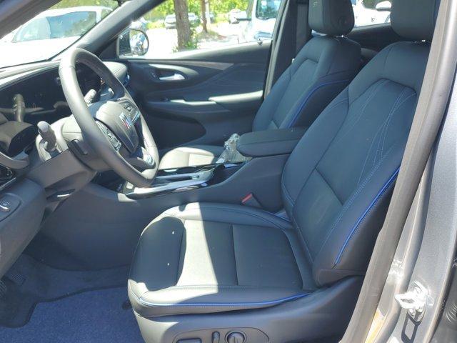 new 2025 Buick Envista car, priced at $28,576