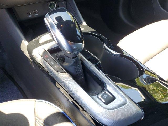 new 2025 Buick Envista car, priced at $28,576