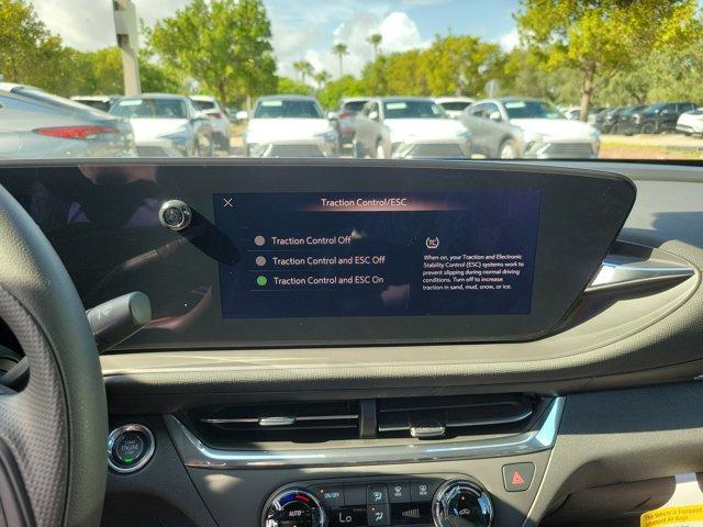 new 2025 Buick Envista car, priced at $24,690