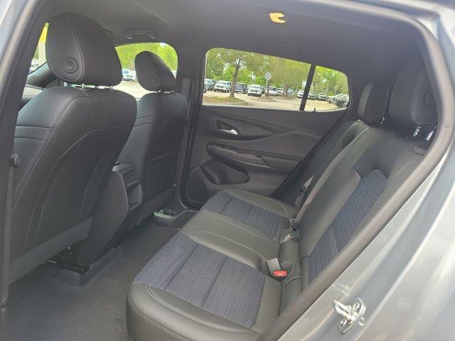 new 2025 Buick Envista car, priced at $25,989