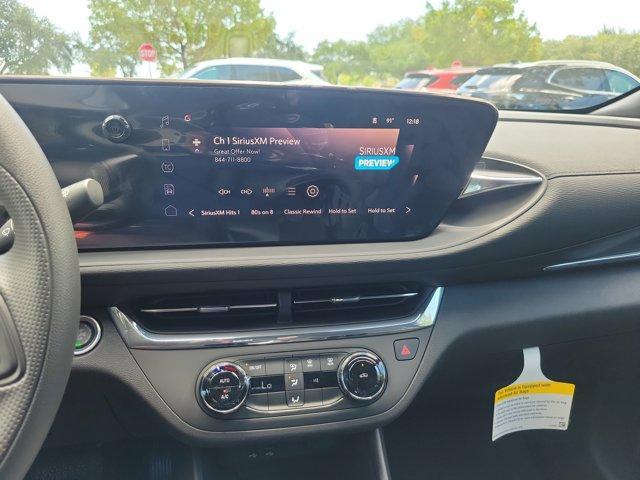 new 2025 Buick Envista car, priced at $25,989